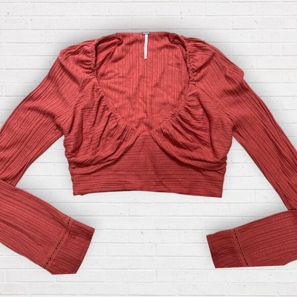 FREE PEOPLE Quest Bell Sleeve V-Neck Cropped Top Strawberry Spritz Pink Red S - Picture 2 of 5